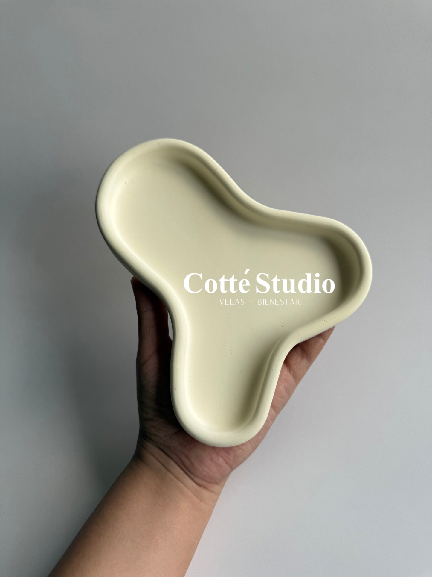 Curva Stone
